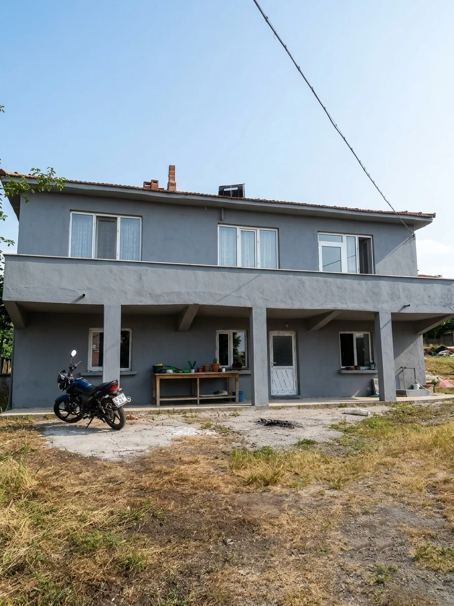 GÖNEN BALCI KÖYÜNDE YETİŞKİN MEYVE AĞAÇLARIYLA DOLU 2.300 M2
